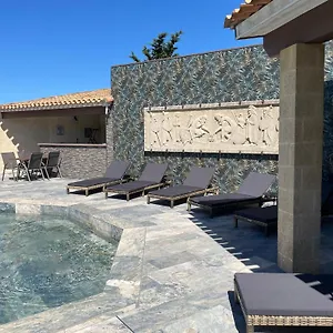 Le Devem De Mirapier Hotel