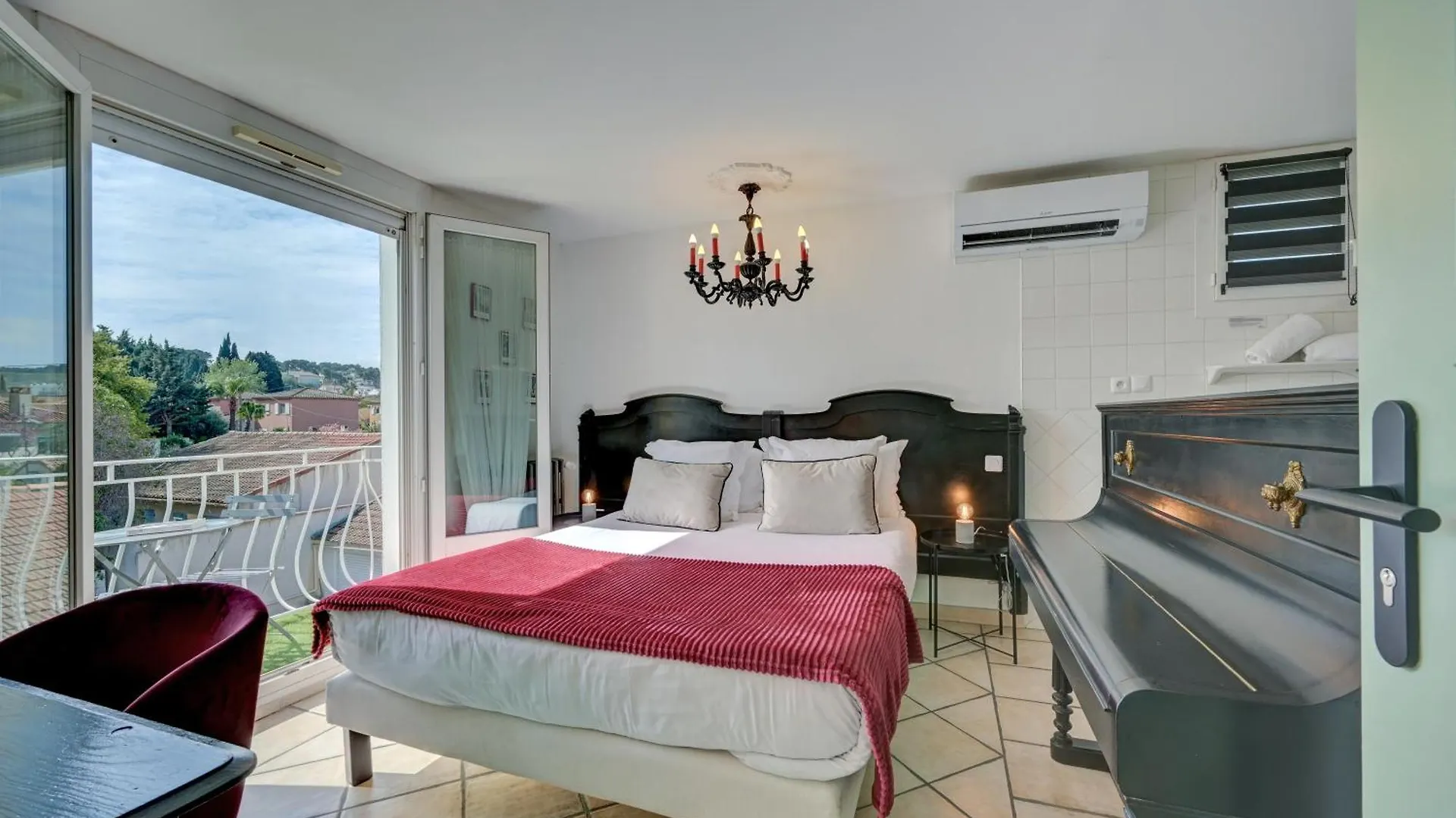 The Originals Boutique, Clair Hotel, Martigues Hotel